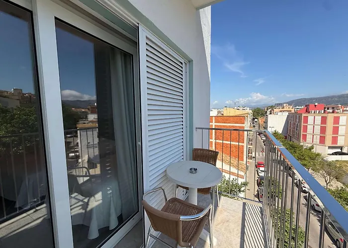 Hostal ROM Familiar